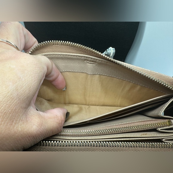 Prada Saffiano Leather Bow Beige Long Zip Wallet - Picture 7 of 10